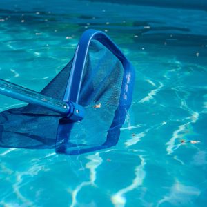 pool-net-cleaner-close-up